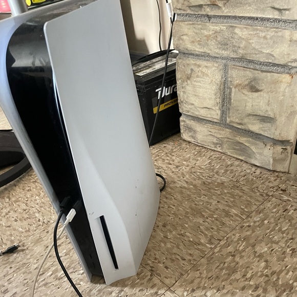 selling my PS5 600 with out my profile with all the games 750 with the games - Picture 2 of 3